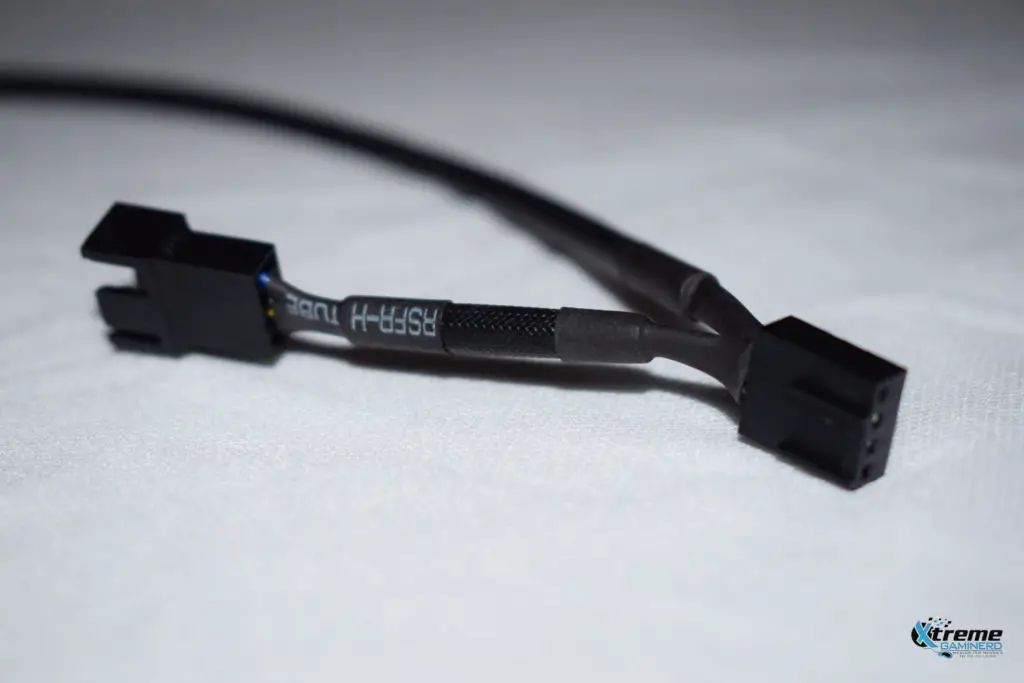 Arctic BioniX F120 gaming fan cable channel