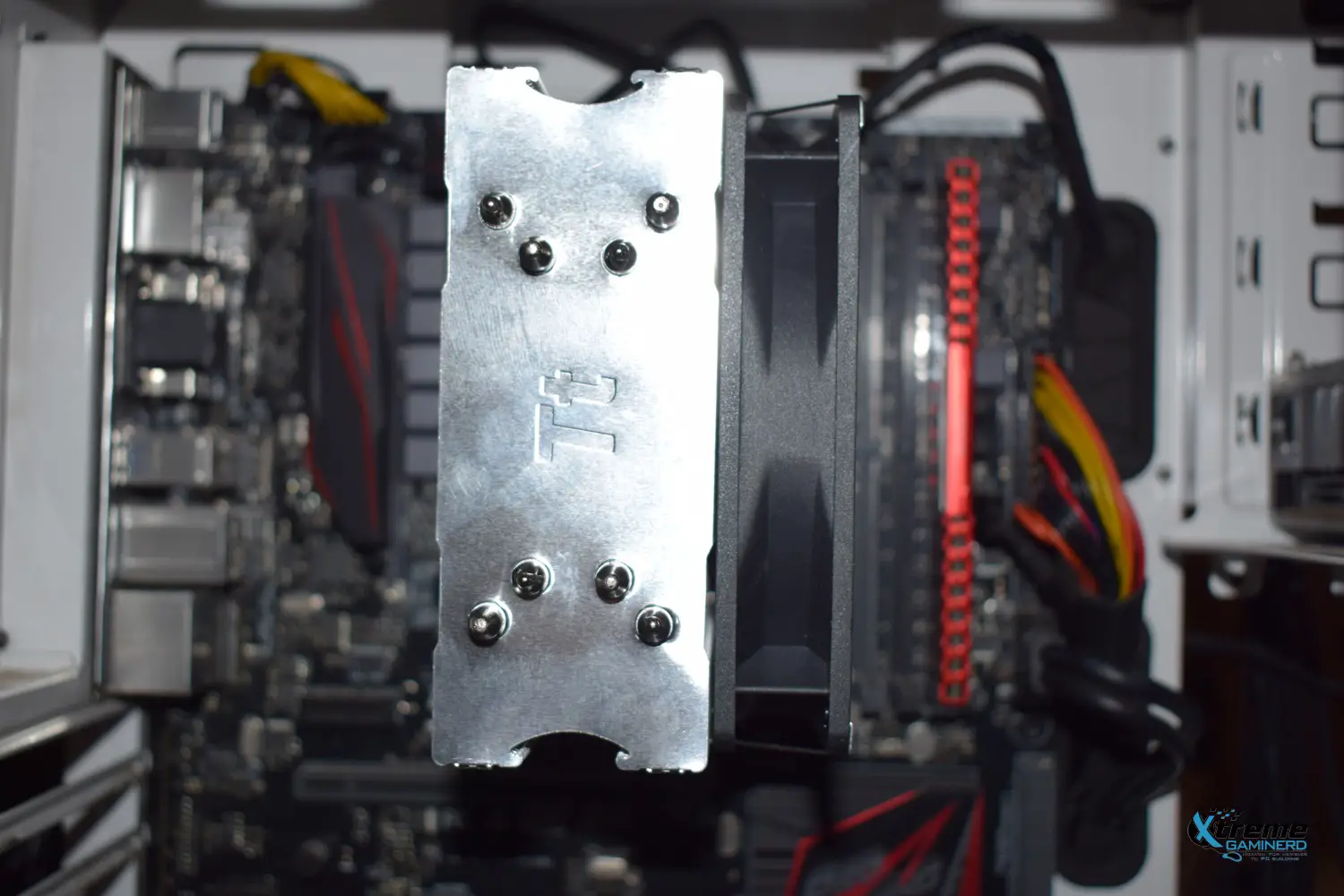 Thermaltake Contac Silent 12 installation complete