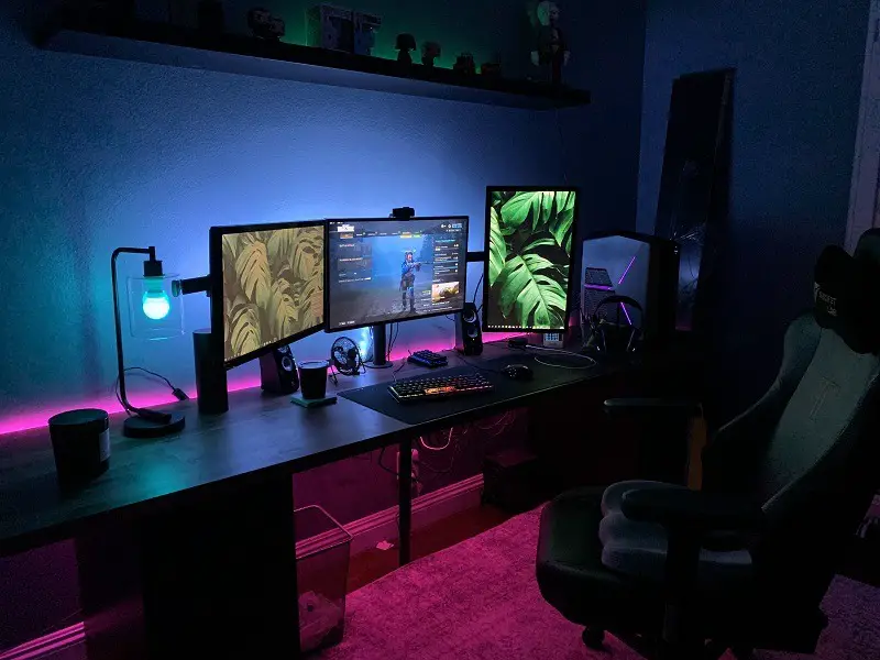  Gaming Setup by shiftynidal1