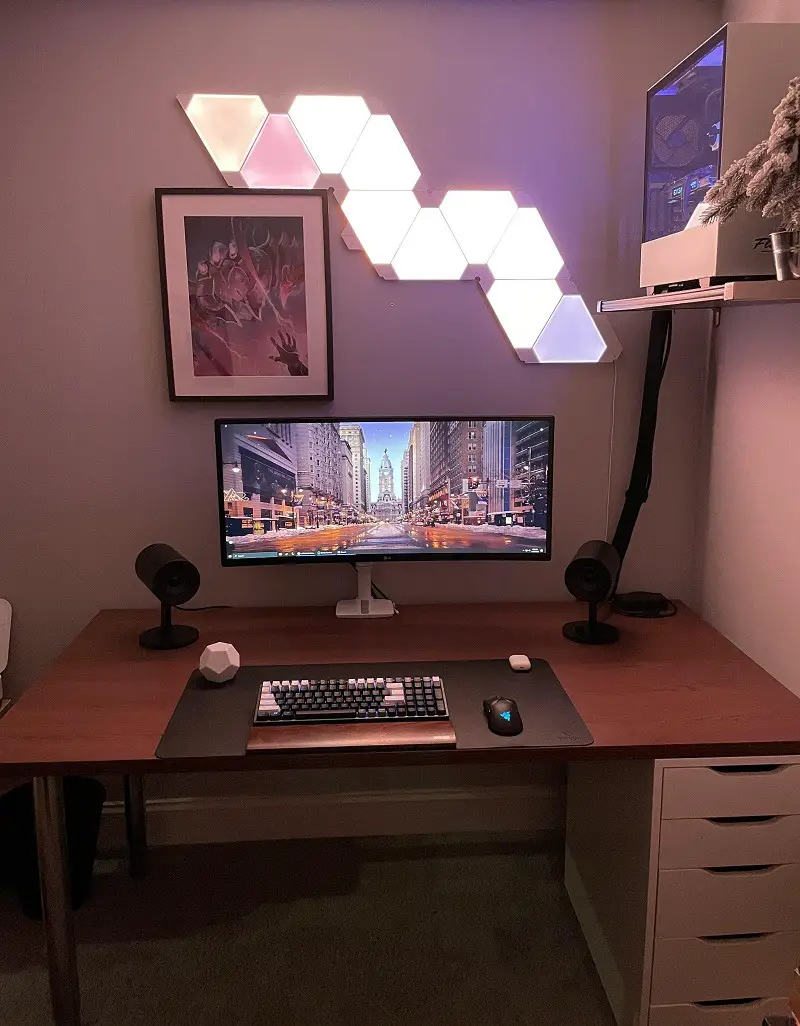 Gaming Setup by t0mb0m