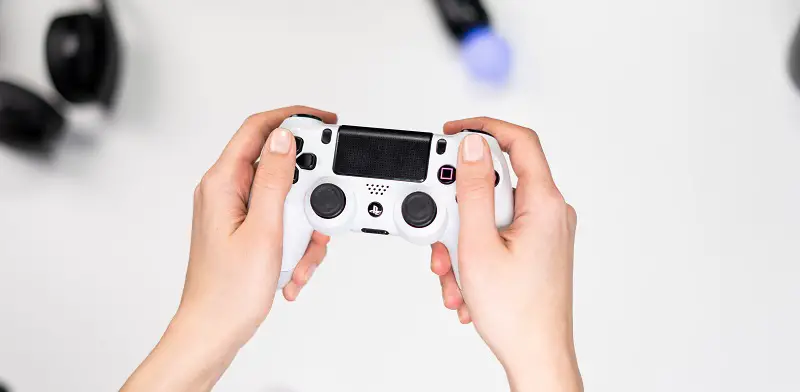 Video game controller